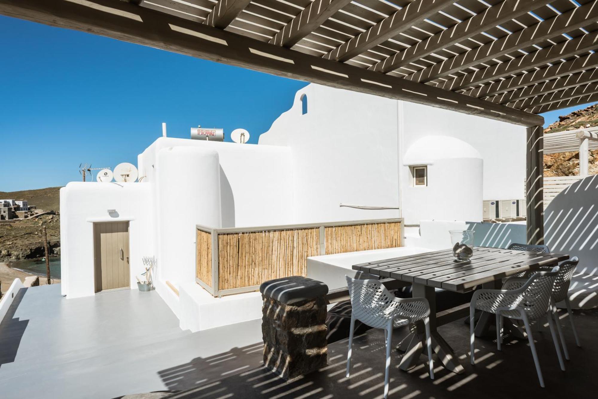 Sundance Suites Mykonos Merchia Beach Экстерьер фото